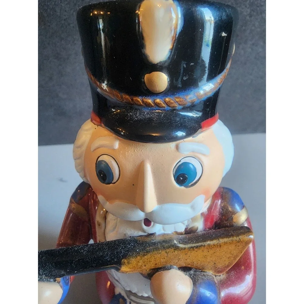 Yankee Candle Nutcracker gun Tealight Candle Holder Christmas Soldier